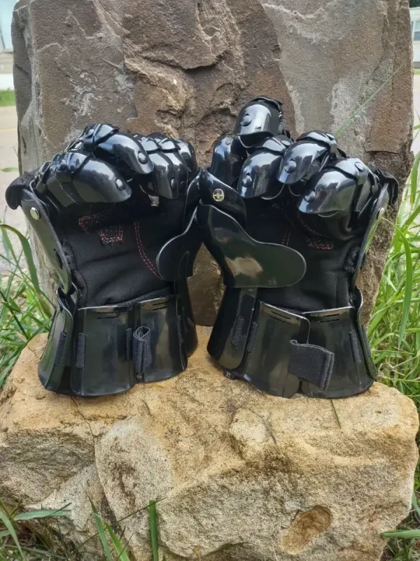 Gabriel HEMA Gloves - Image 3
